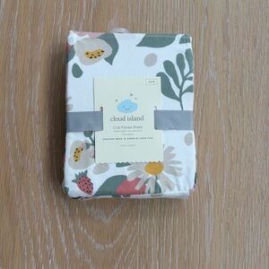 cloud island Strawberry and Daisy Crib Fitted Sheet - White, Green & Pink
